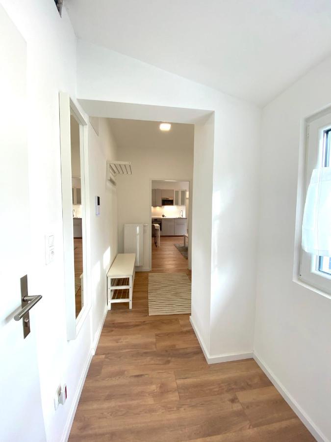 White Inn - Ferienwohnung Mit Terrasse Mürzzuschlag Buitenkant foto